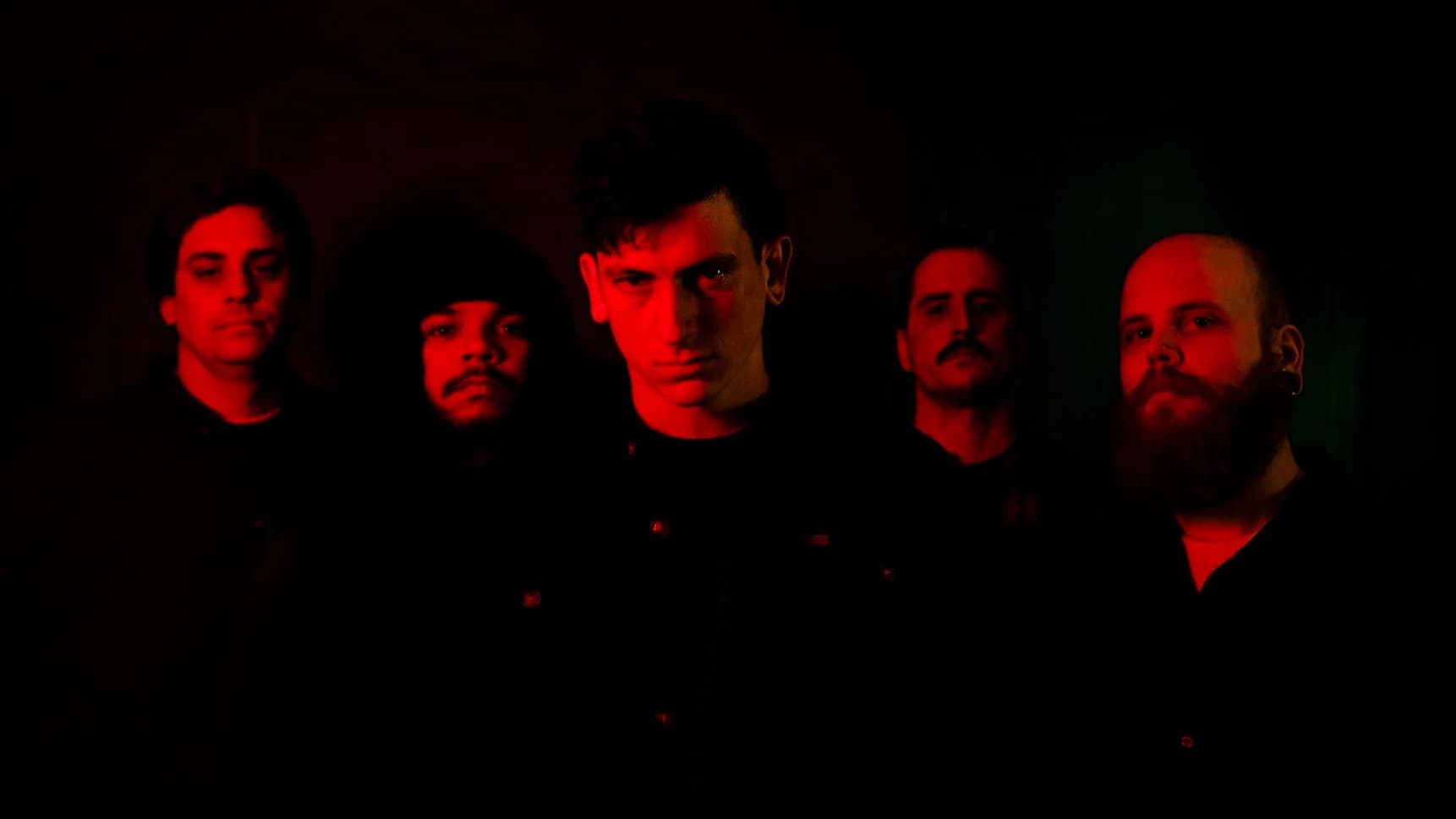 156/Silence boxen ihren neuen Song „To Take Your Place“ raus