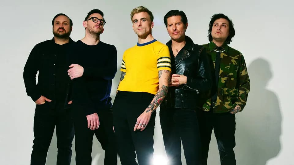 L.S. Dunes: „Jede Band, für die du schreibst, hilft dir mit deiner nächsten Band“