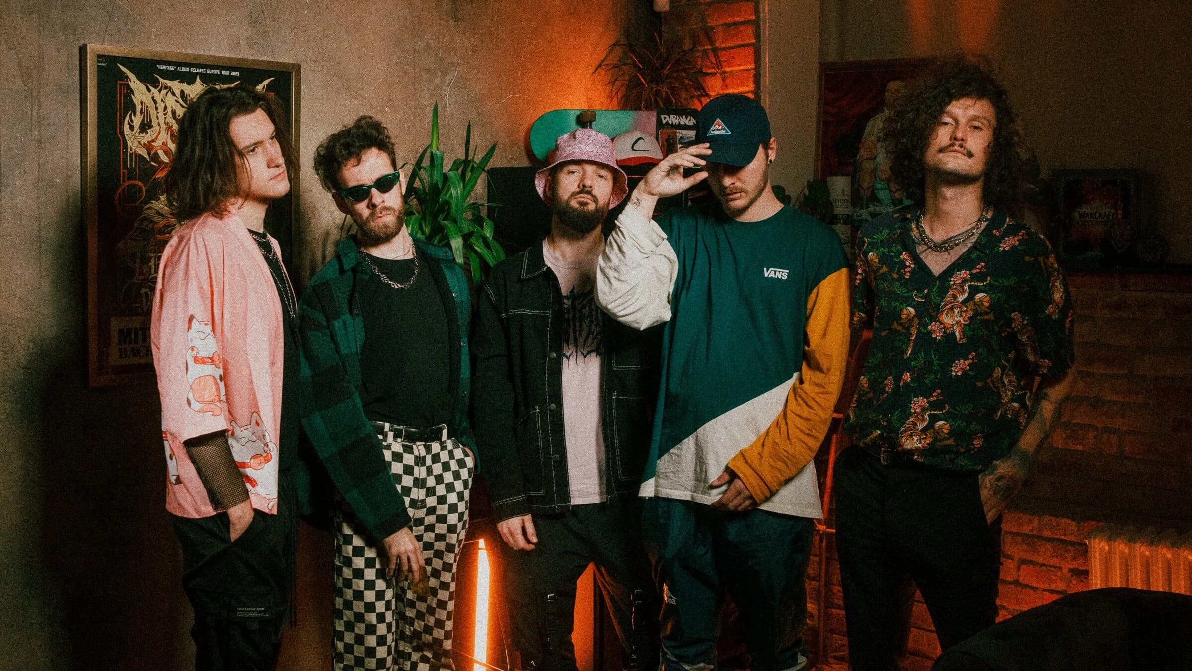 Abbie Falls schmettern uns ihre Single „Black Void“ entgegen