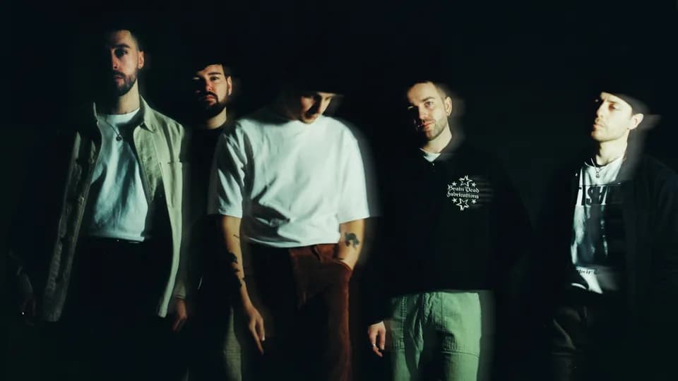 Boston Manor feiern 10 Jahre "Be Nothing."