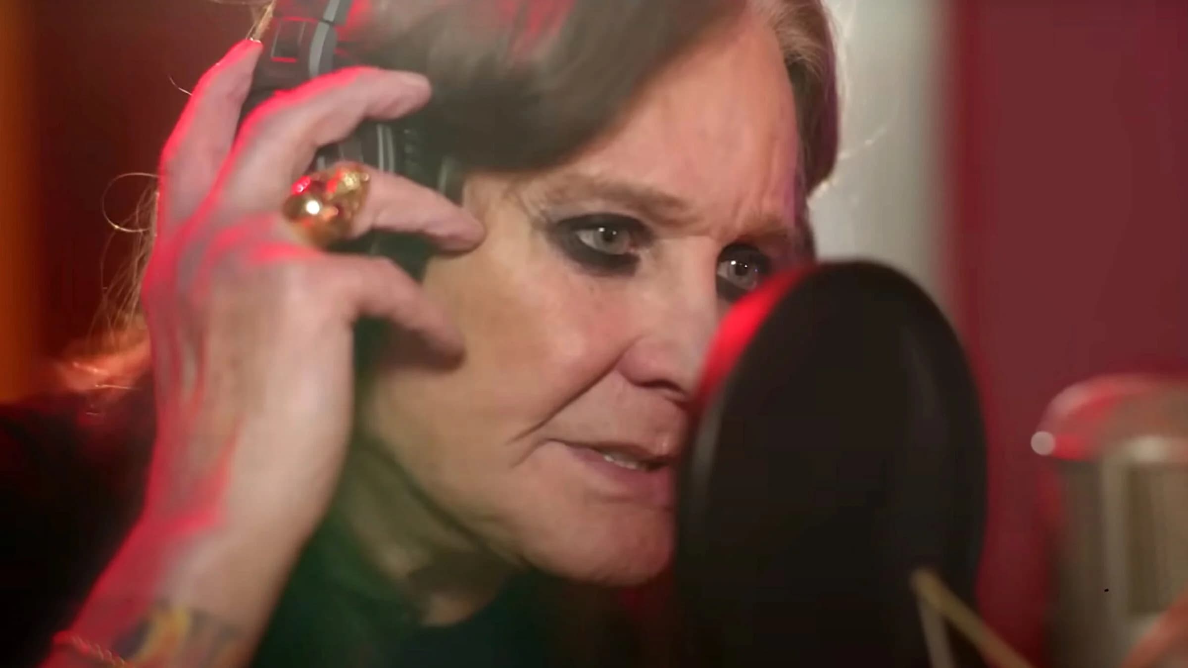 Ozzy Osbourne wird sein finales Konzert sitzend auf einem Thron singen
