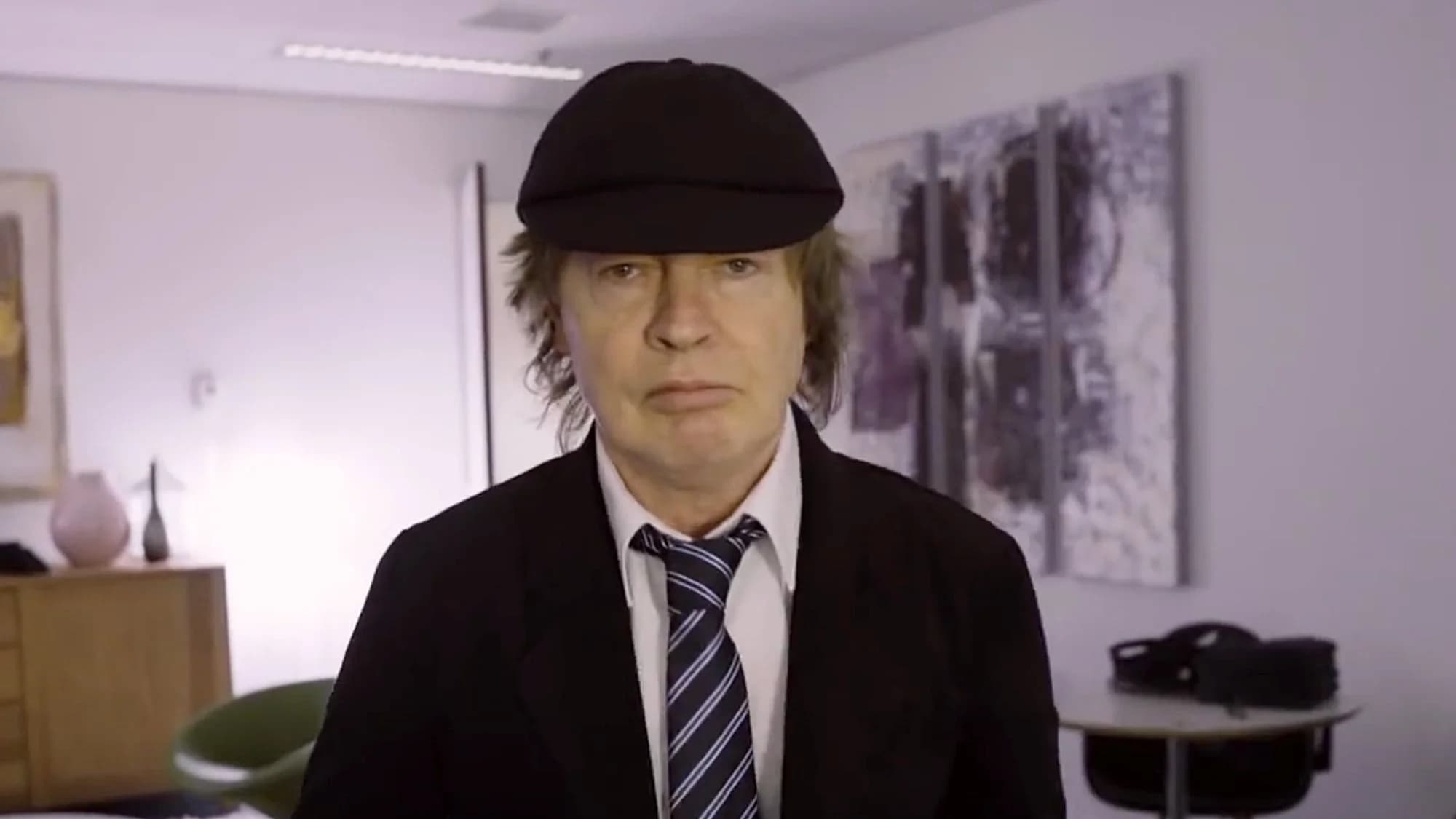 AC/DC: Angus Young serviert uns einen neuen Teaser zu „Power Up“