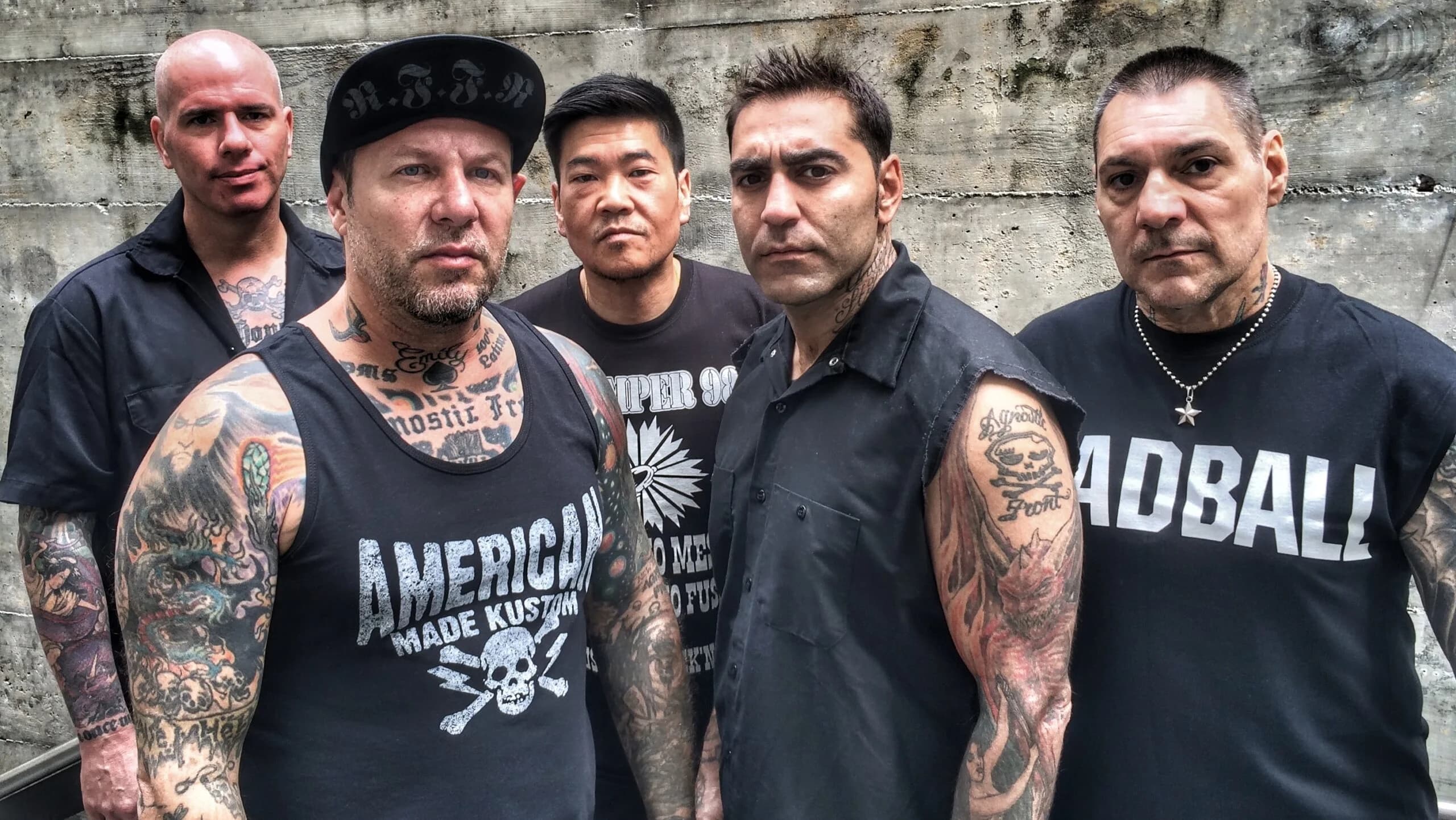 Roger Miret (Agnostic Front): „Musiker werden auf schreckliche Weise abgezockt!“