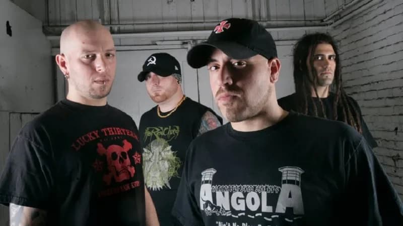 Dry Kill Logic präsentieren ihren ersten Song nach 13 Jahren