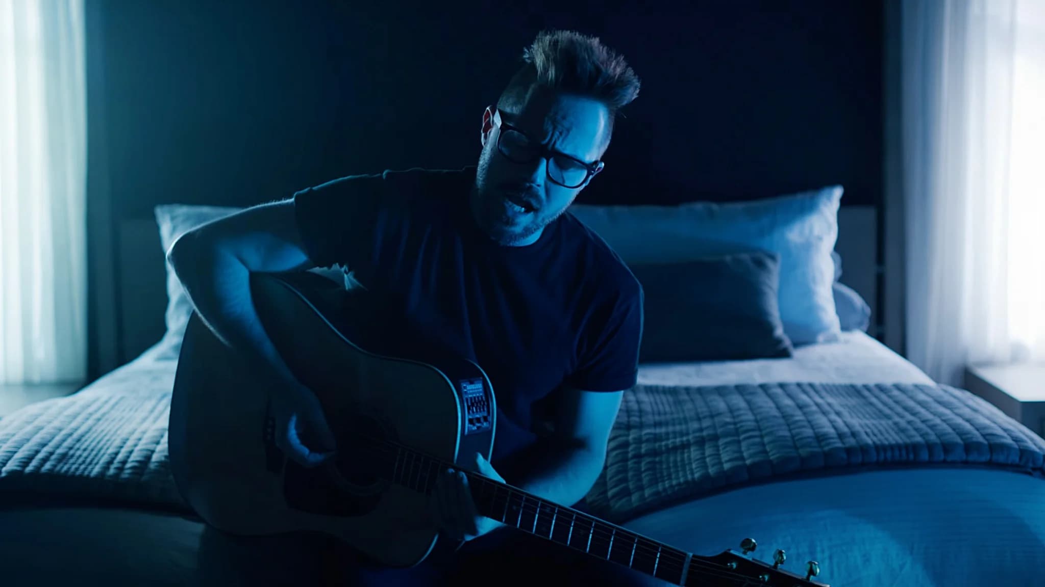 Keith Wallen (Breaking Benjamin) mit weiterem Solo-Song „The Wolf“