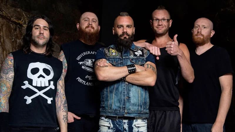 Killswitch Engage: Gitarrist Joel Stroetzel hat die Tour abrupt verlassen