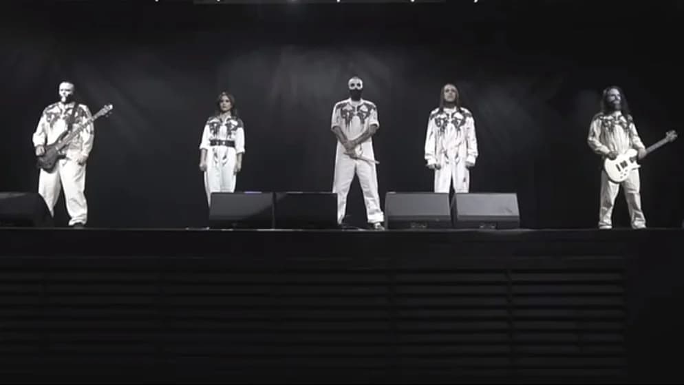 Lacuna Coil: Statt einen Livestream zu spielen, blieb die Band stillschweigend stehen
