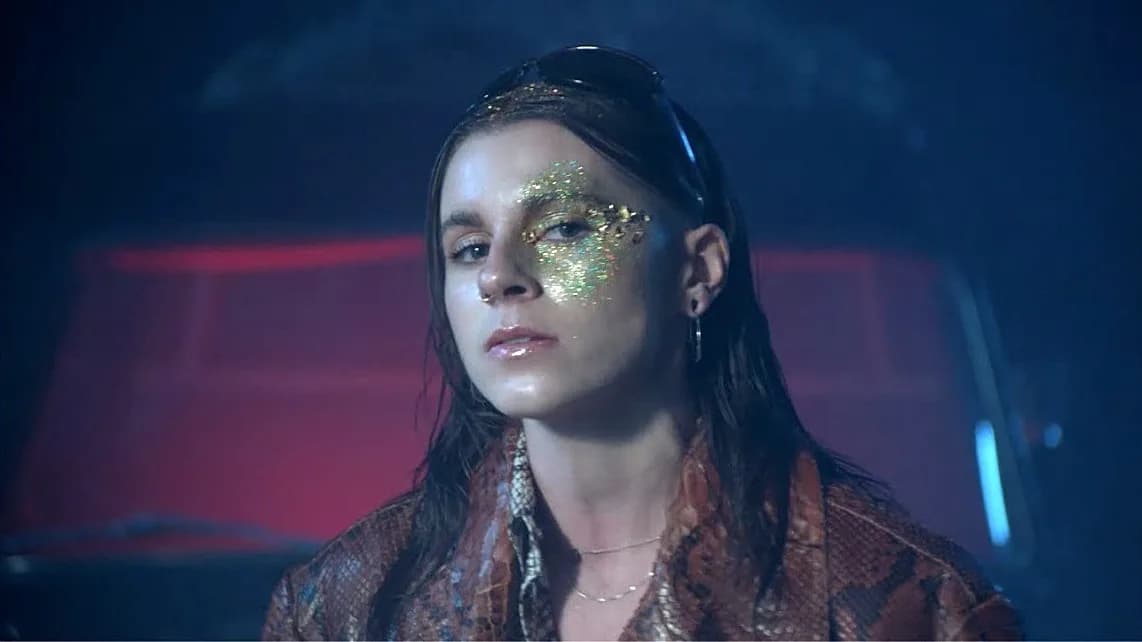 Pvris präsentieren ihre neue Single „Gimme A Minute“