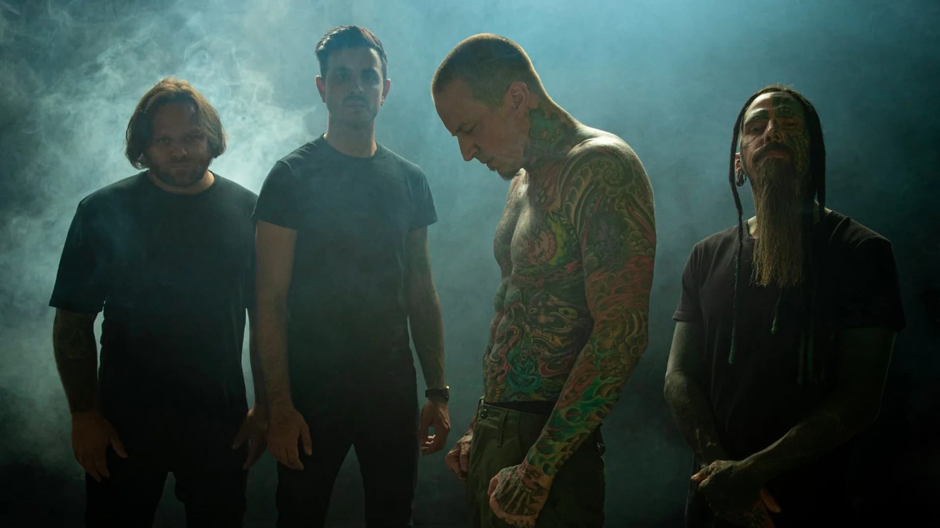 Semi-Rotted (Ex-Five Finger Death Punch) zeigen das Video zu „Hammer Teeth“