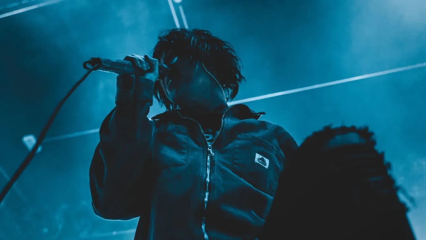 Sleeping With Sirens: Kellin Quinn stellt sein Solo-Projekt Downer Inc. vor