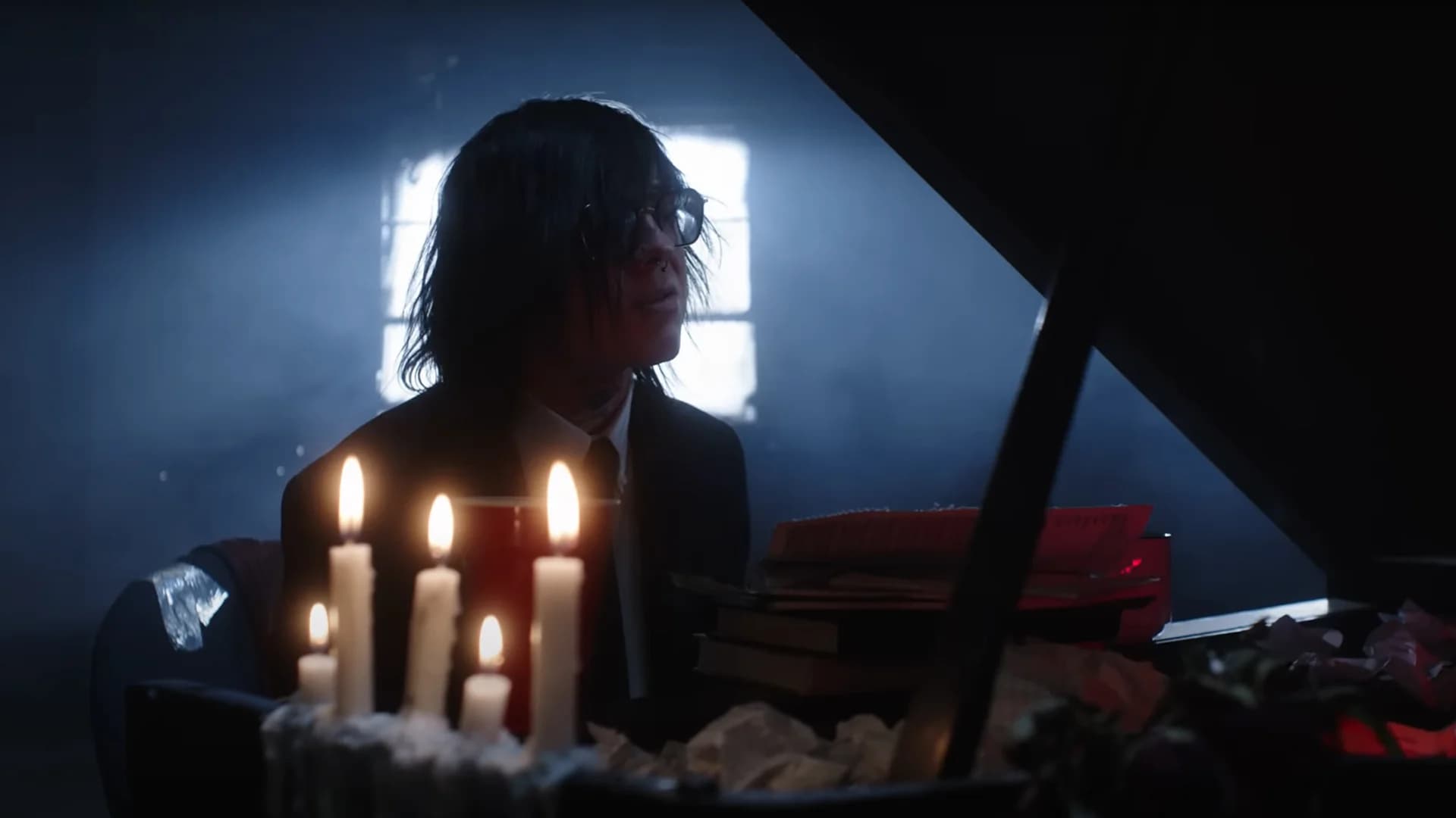 Sueco wird in seiner neuen Ballade „Salt“ emotional