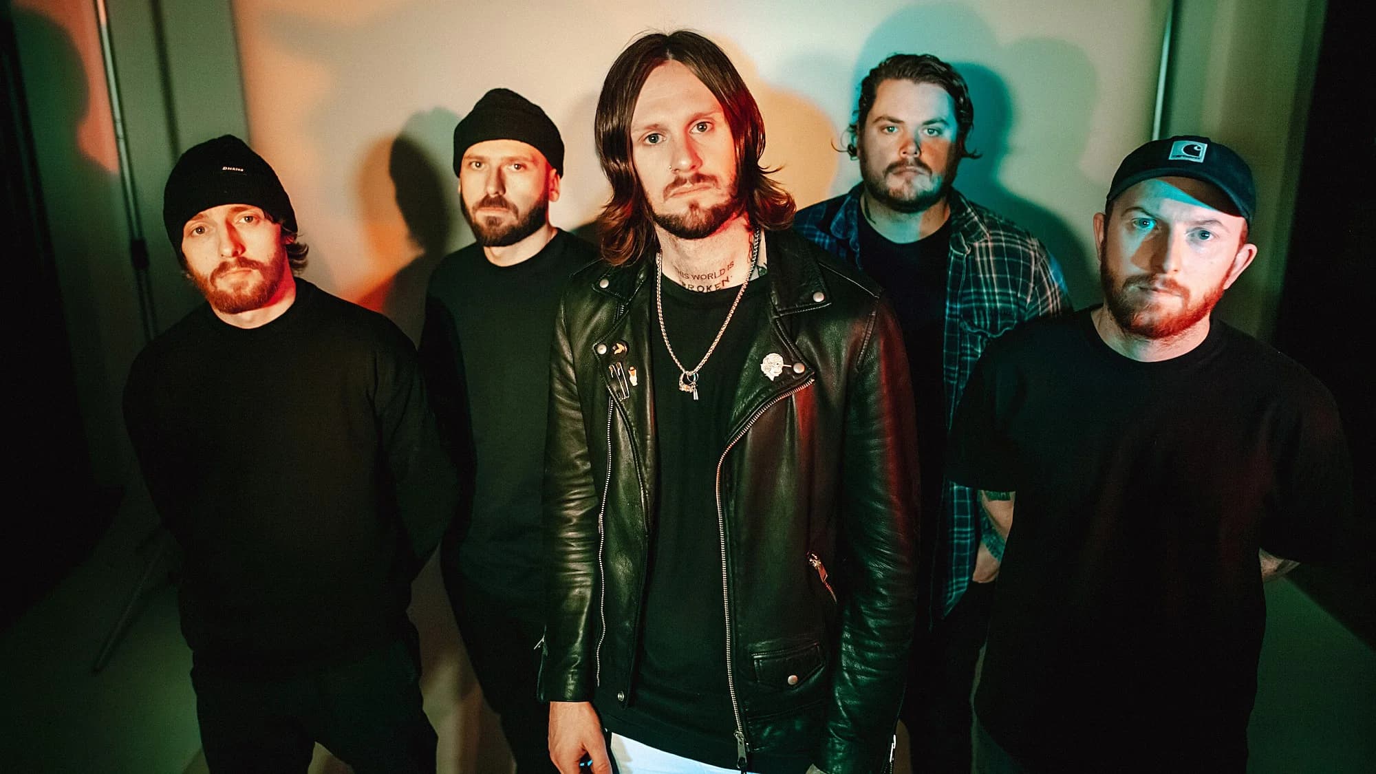 While She Sleeps opfern Chartplatzierung, um Road Crew beschäftigen zu können