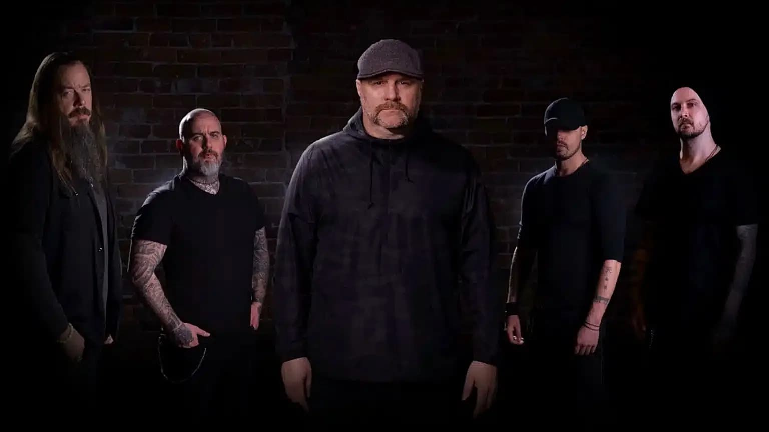 Paradise Slaves (Ex-36 Crazyfists, Diecast) feiern mit „A Fever To Defeat“ Debüt