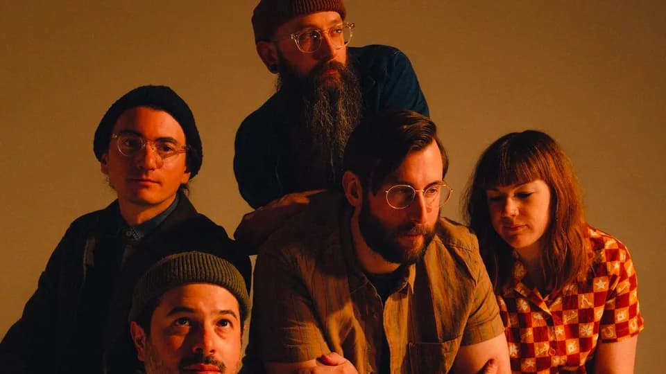 Spanish Love Songs: „Es ist das Schönste, an irgendeinem Ort aufzuschlagen, Freunde wiederzusehen und Musik zu machen“