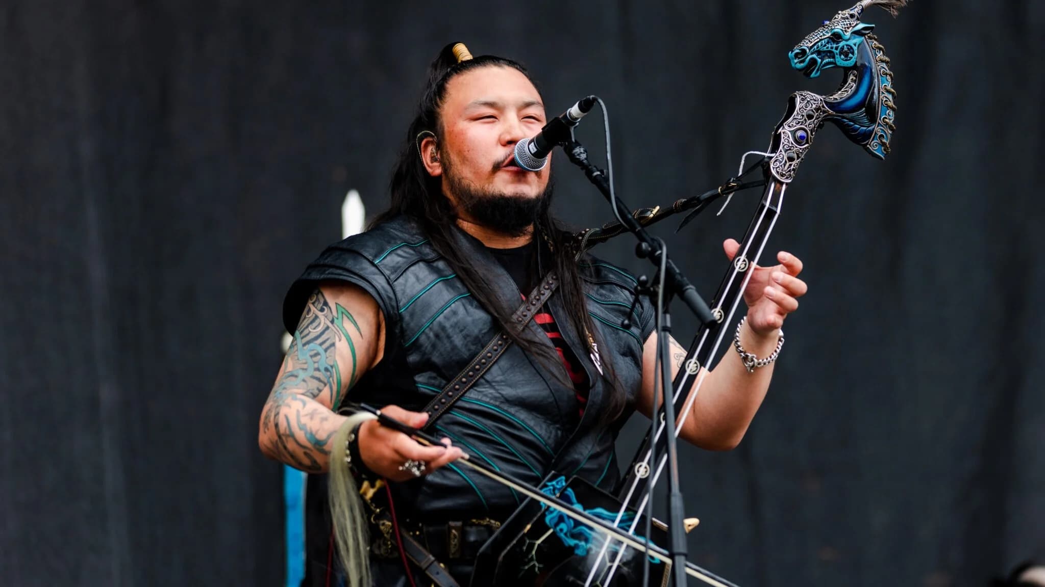 The HU feiern den Release der Deluxe-Version von „Rumble Of Thunder“