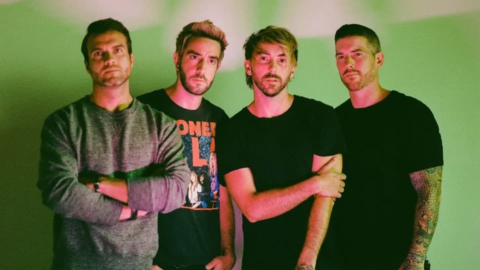 „Es ist aufregend, keine Deadlines oder Zwänge zu haben“ – All Time Low-Gitarrist Jack Barakat im Interview