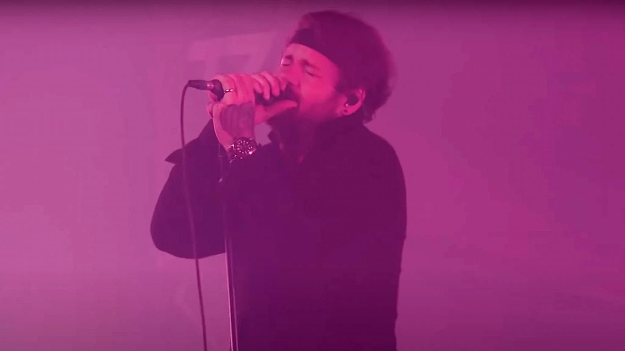 Beartooth zeigen das Live-Video zu „The Past Is Dead“ aus „The Journey Below“