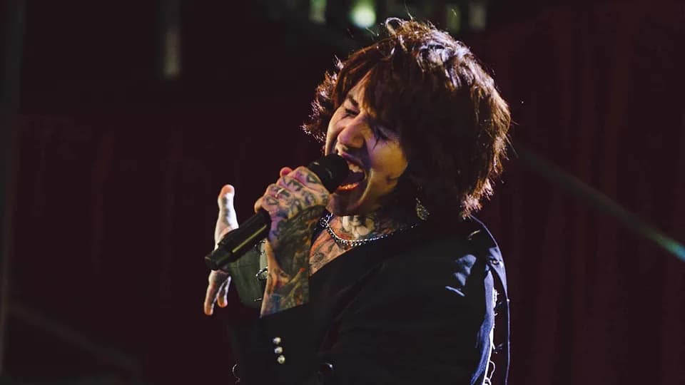 Bring Me The Horizon: So reagiert das Netz auf das „Wonderwall“-Cover
