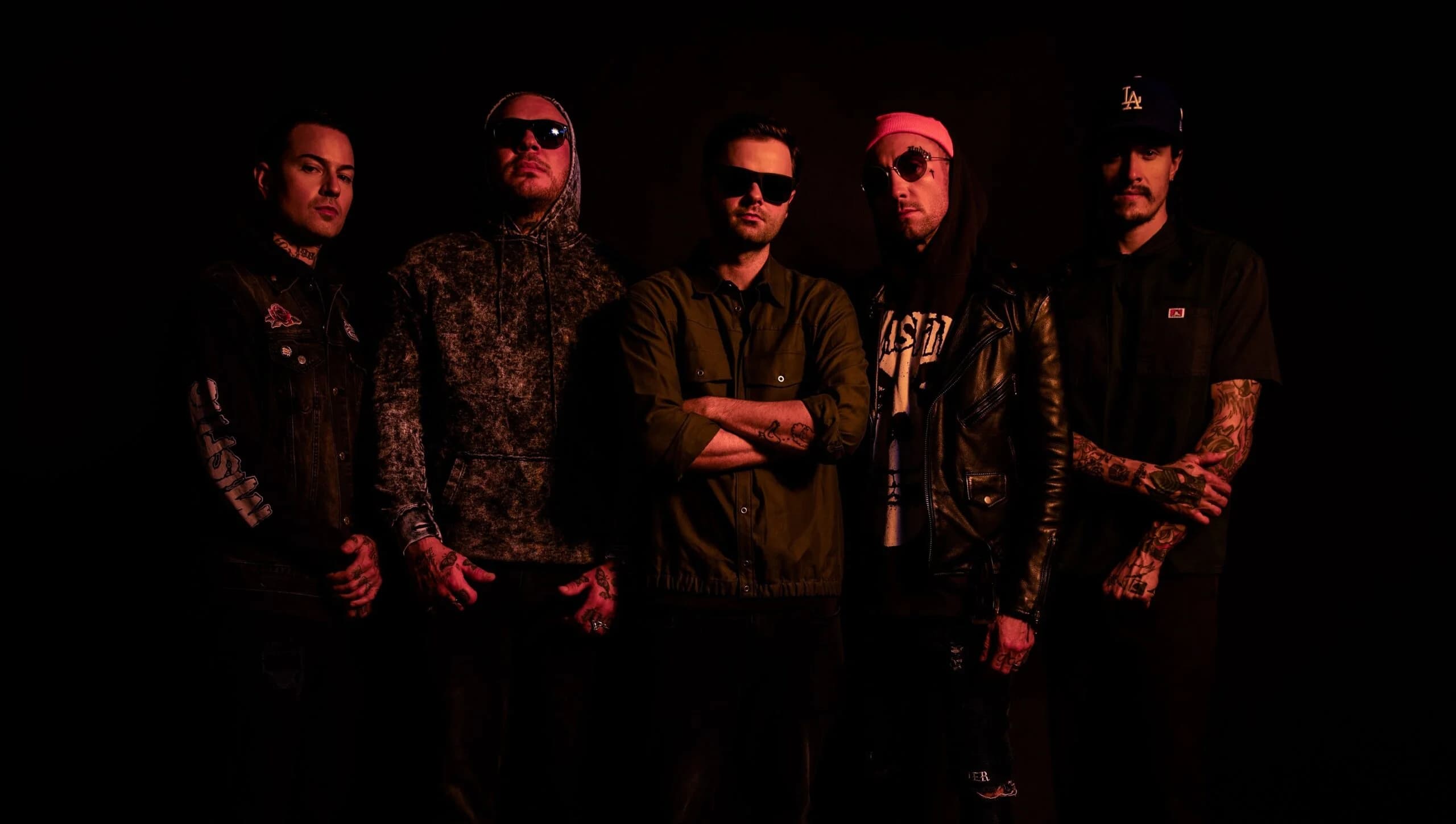 Hollywood Undead veröffentlichen neuen Song „Runaway“ mit Imanbek