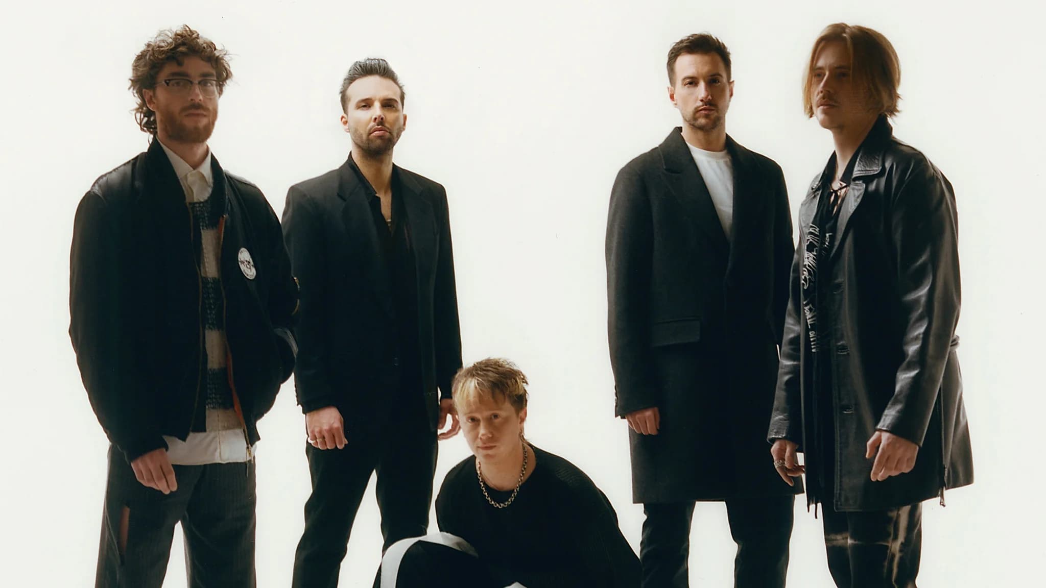 Nothing But Thieves kündigen neues Album „Dead Club City“ an; erste Single online