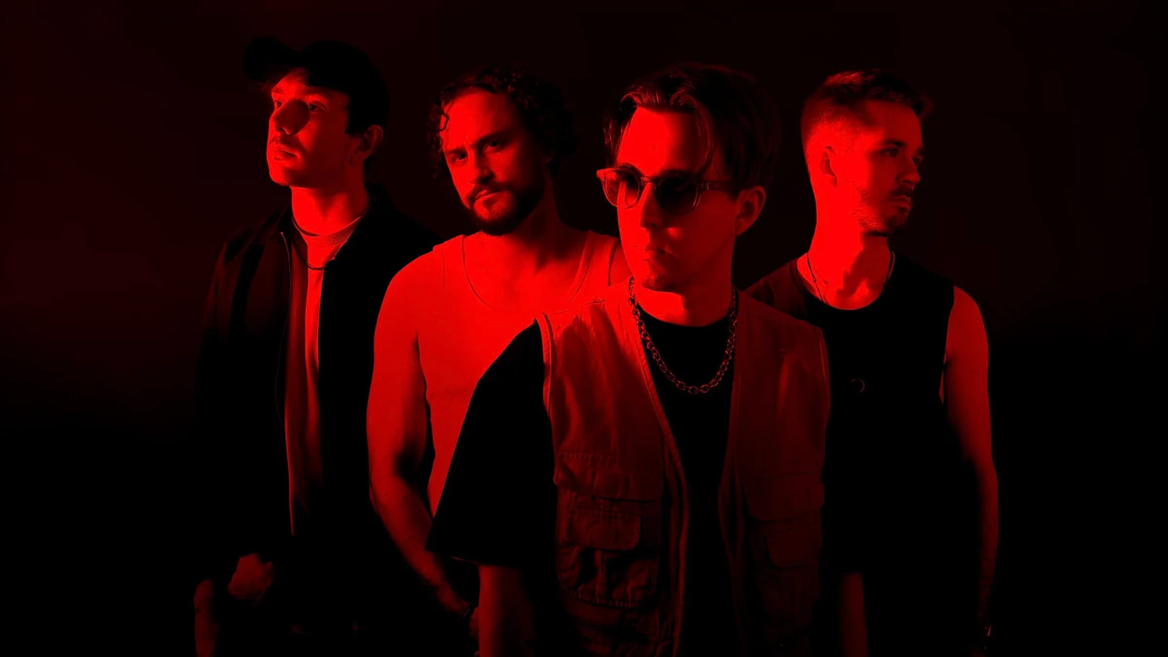 Solence hauen ihre neue Single „Dead_Alive“ raus
