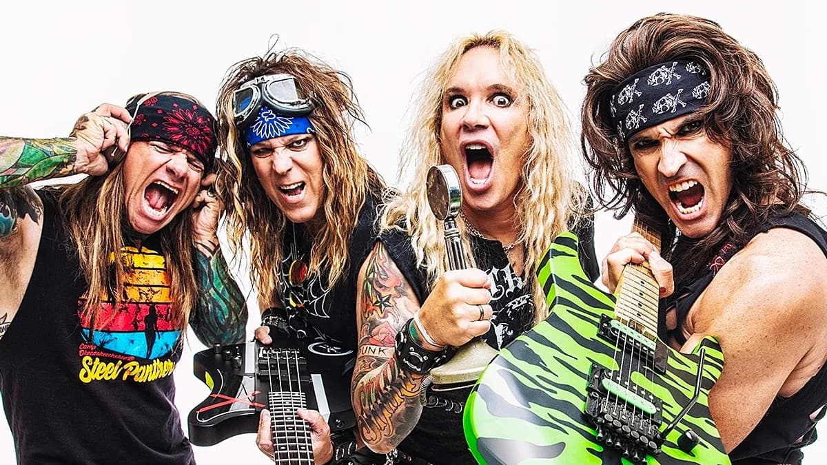 Steel Panther stellen ihren neuen Bassisten vor