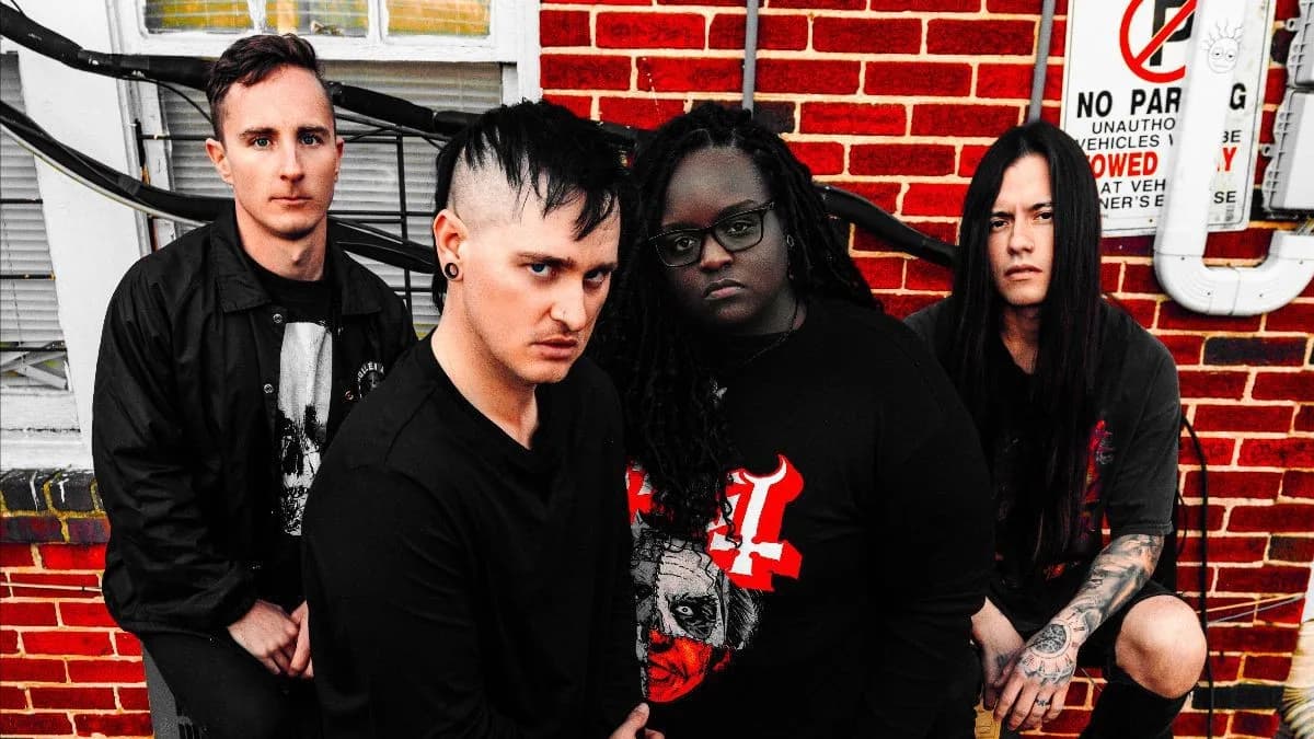 Tetrarch: Hört jetzt den neuen Song „Addicted“