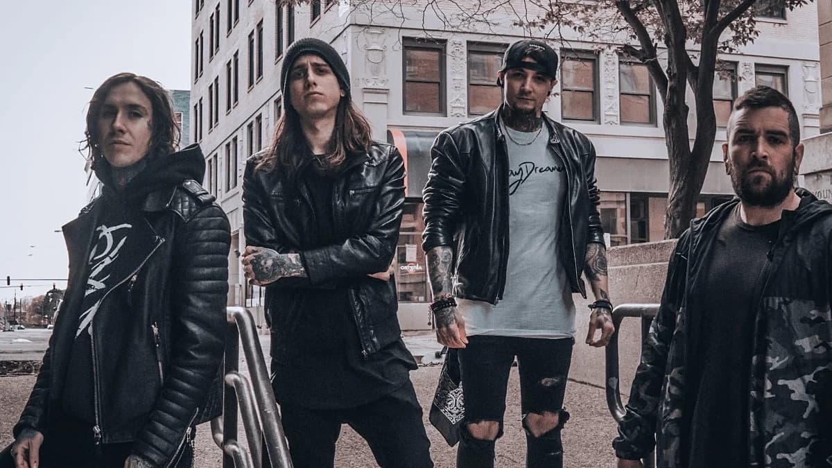 Until I Wake: Hört jetzt den brandneuen Song „Nightmares“