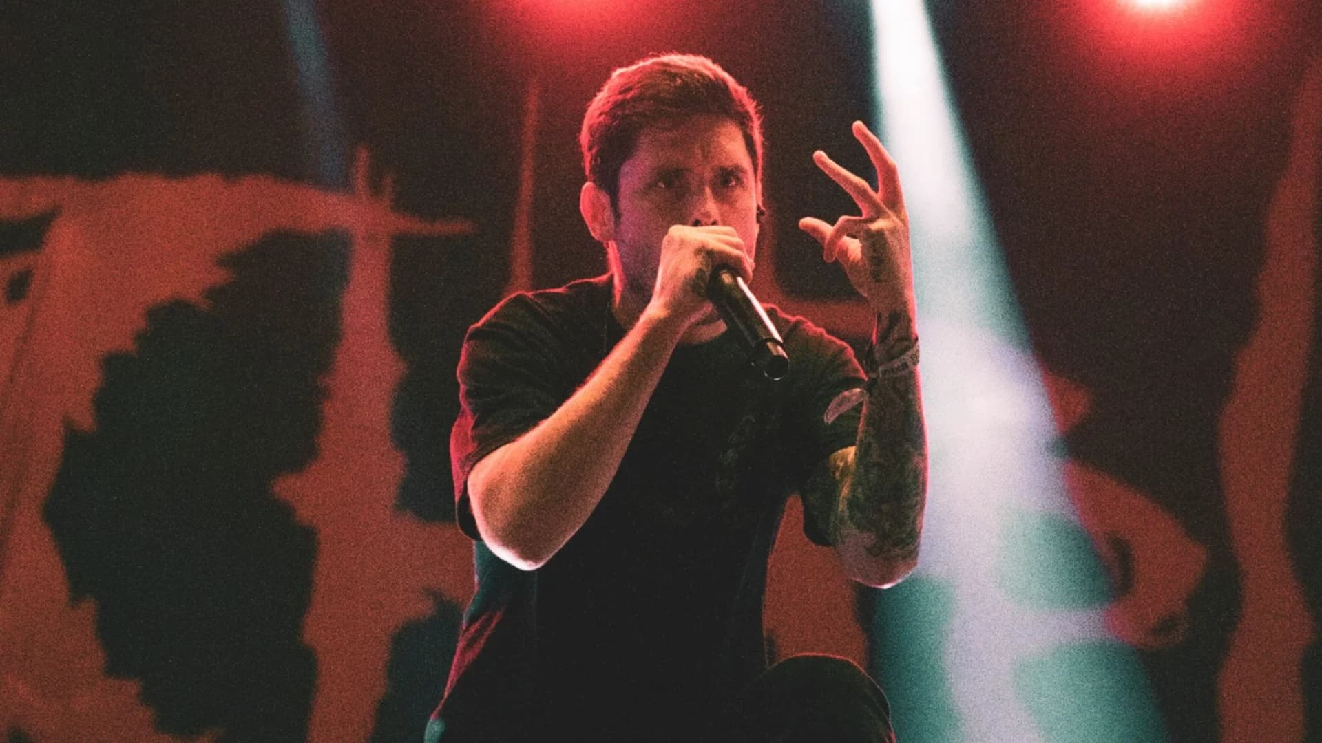 Whitechapel spielen einen bislang unveröffentlichten Song live