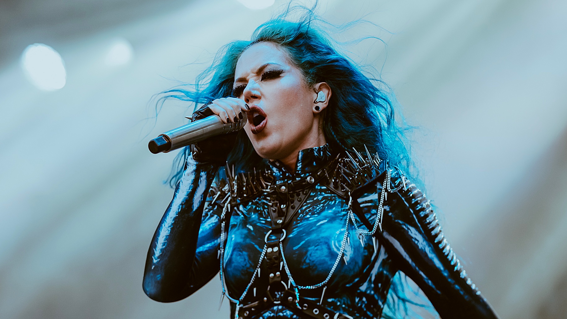 Alissa White-Gluz Arch Enemy