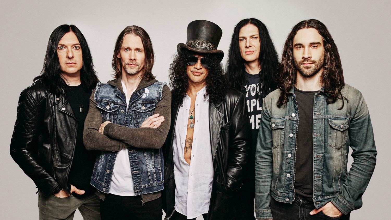 Slash Ft. Myles Kennedy & The Conspirators Featuring