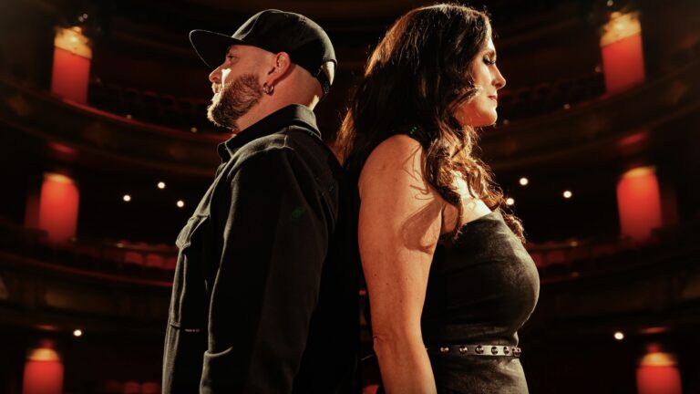 Within Temptation Smash Into Pieces